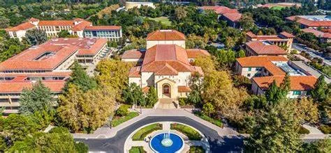 Học phí Đại học Stanford năm học 2024-2025