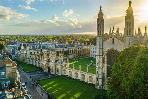 Học phí Đại học: "Mức giá" của kiến thức đẳng cấp