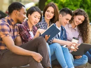 Học Đại học Bằng Tiếng Anh ở Châu Âu
