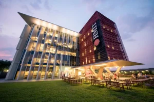 Nên Chọn Trường Đại học Theo Tiêu Chí Nào?