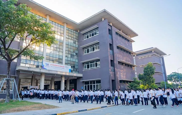 Các yếu tố ảnh hưởng đến học phí đại học quốc tế